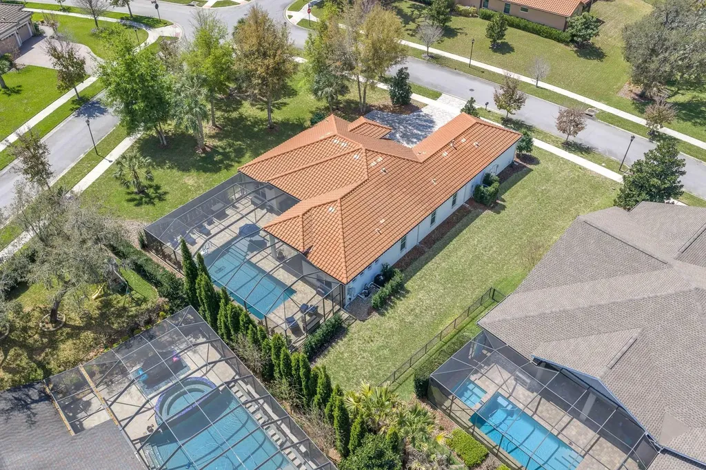 5210 Alafia Falls Drive Lithia FL 33547