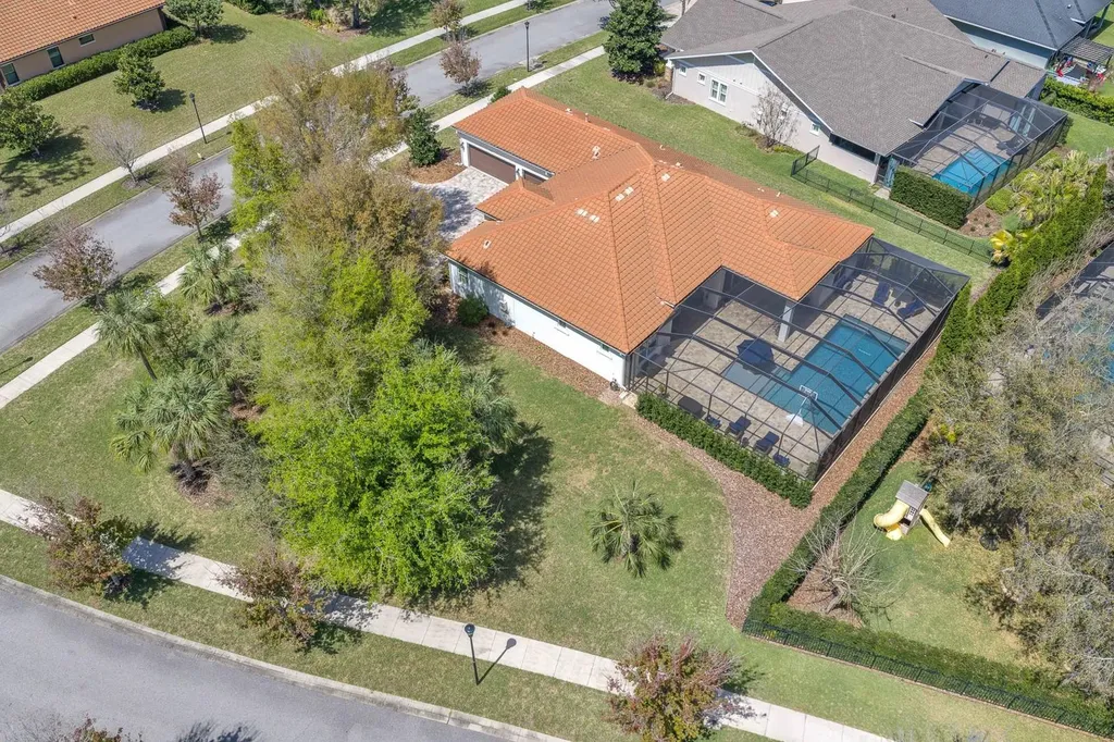 5210 Alafia Falls Drive Lithia FL 33547