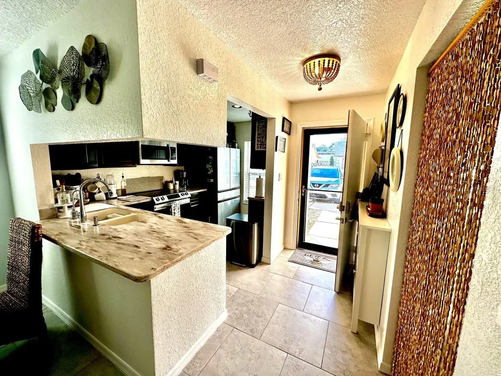 4749 Sunny Loop Holiday FL 34690