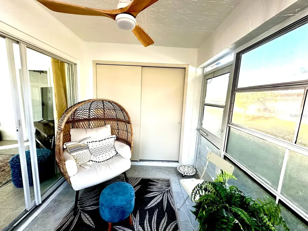 4749 Sunny Loop Holiday FL 34690