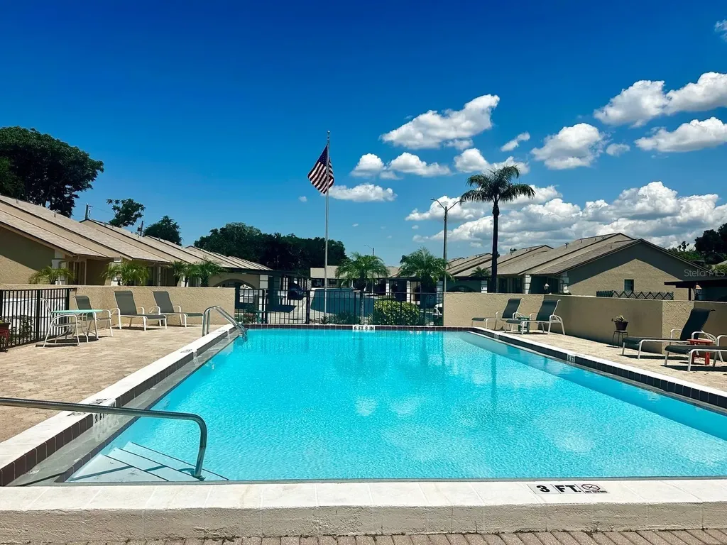 4749 Sunny Loop Holiday FL 34690
