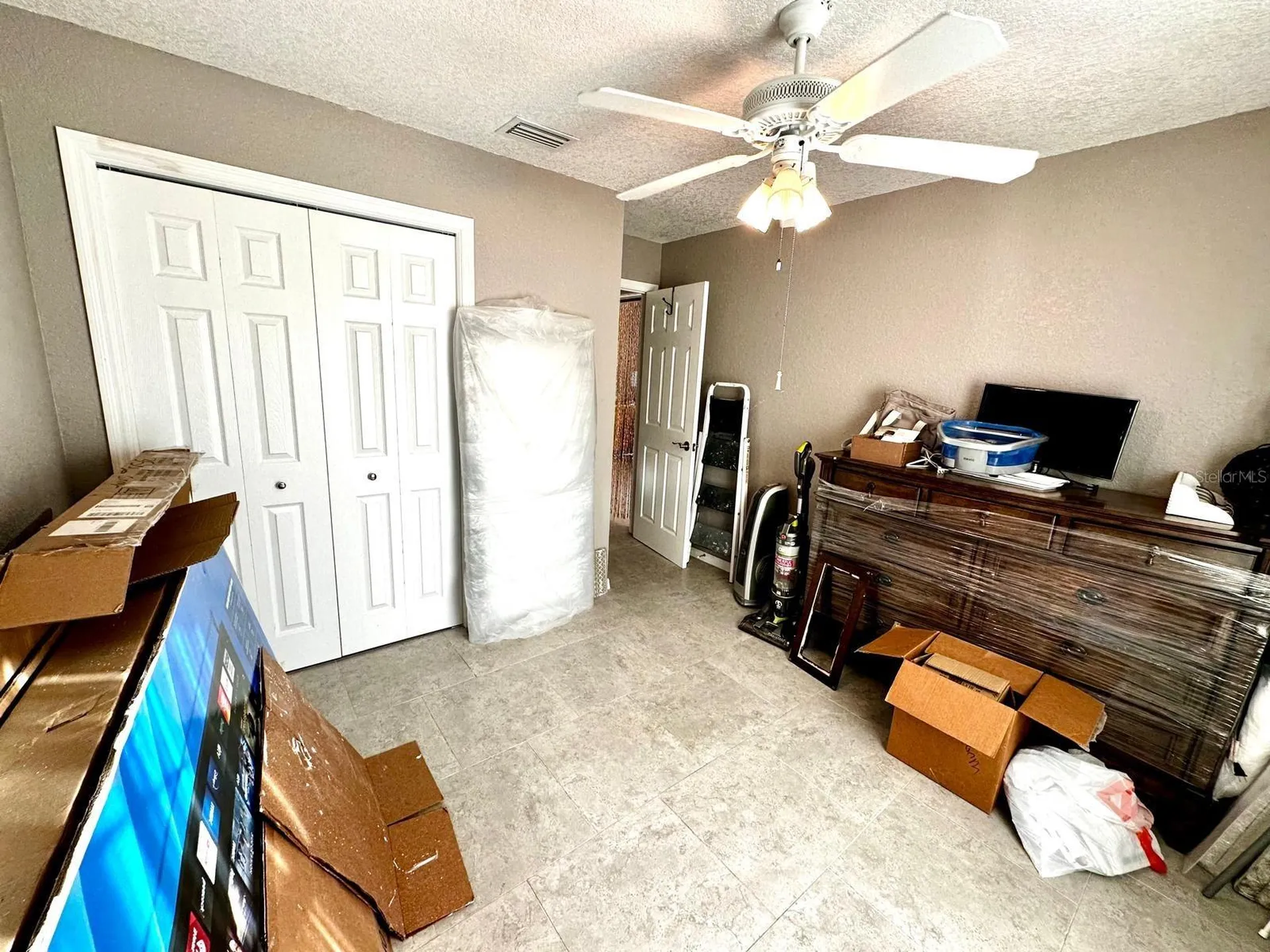 4749 Sunny Loop Holiday FL 34690