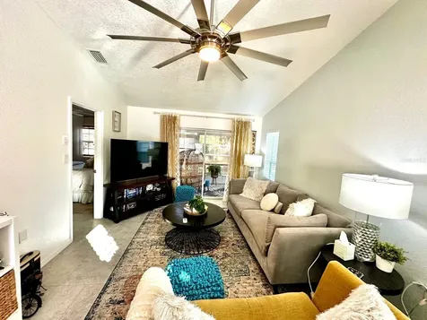 4749 Sunny Loop Holiday FL 34690