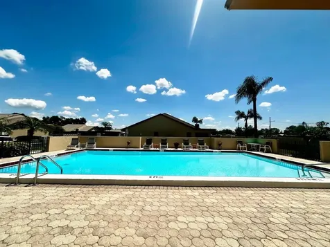 4749 Sunny Loop Holiday FL 34690