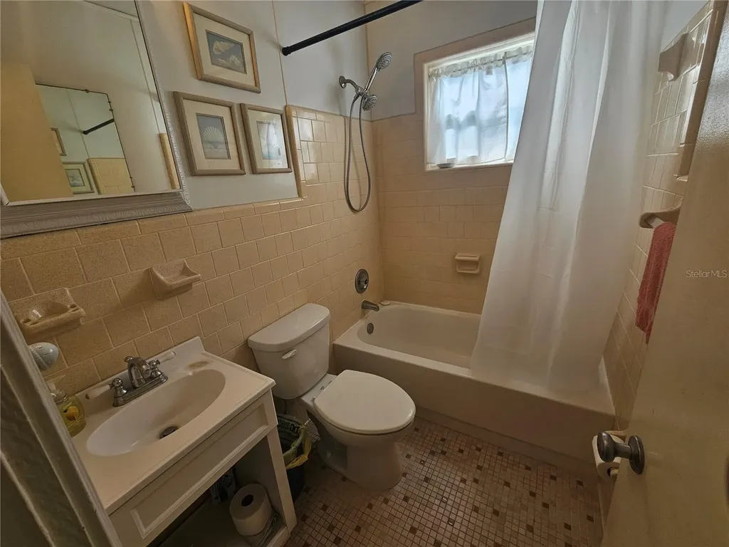 469 80th Way St Pete Beach FL 33706