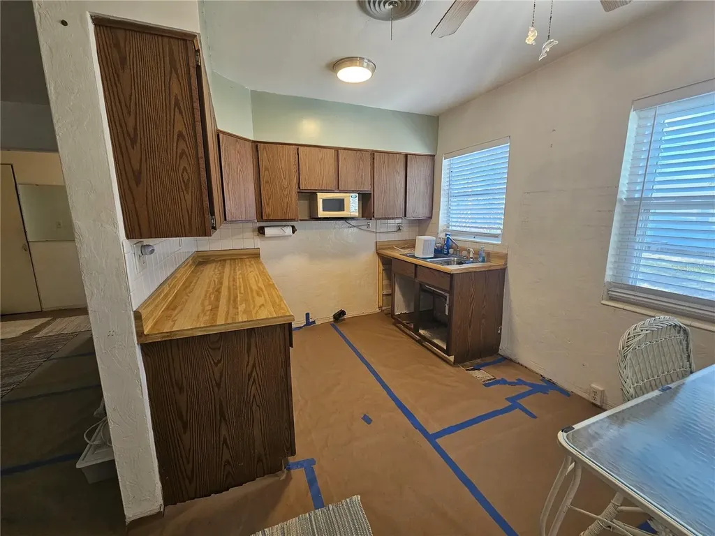 469 80th Way St Pete Beach FL 33706