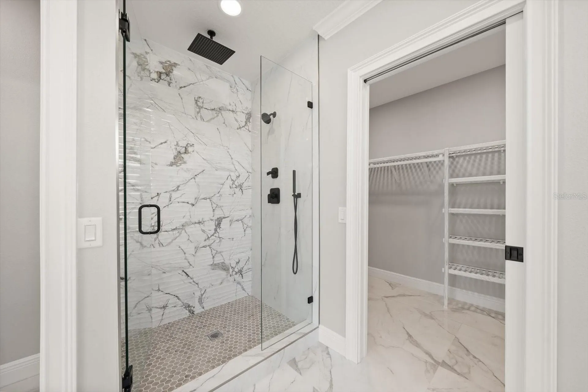 211 Dolphin Point Clearwater FL 33767