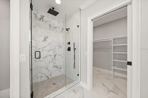 211 Dolphin Point Clearwater FL 33767