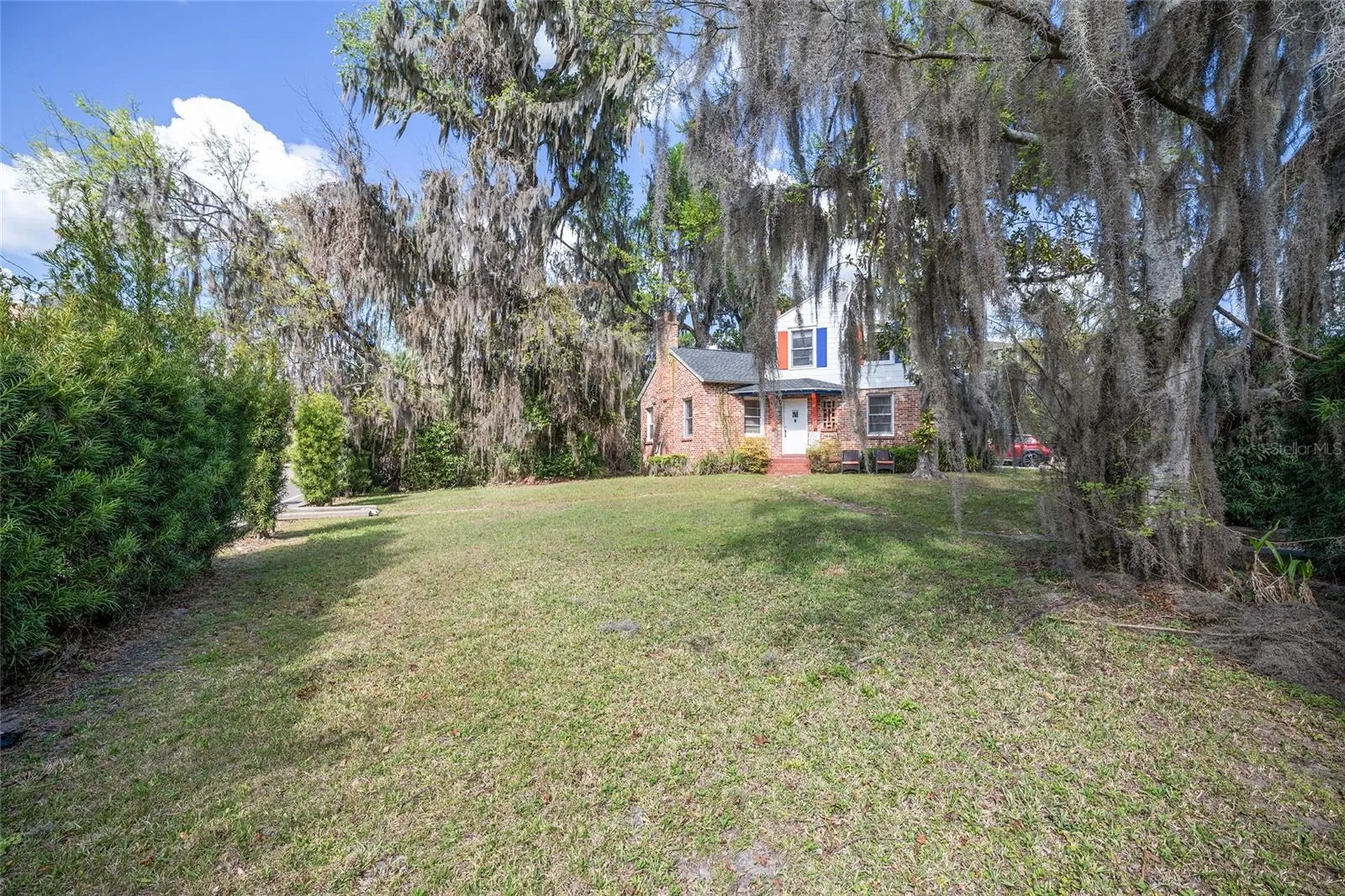 949 SW 13th Street Gainesville FL 32601