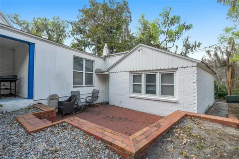 949 SW 13th Street Gainesville FL 32601