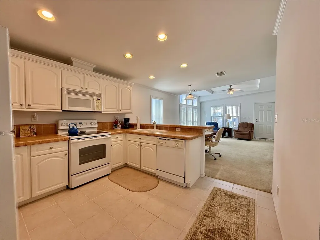 209 S Port Royal Lane Apollo Beach FL 33572