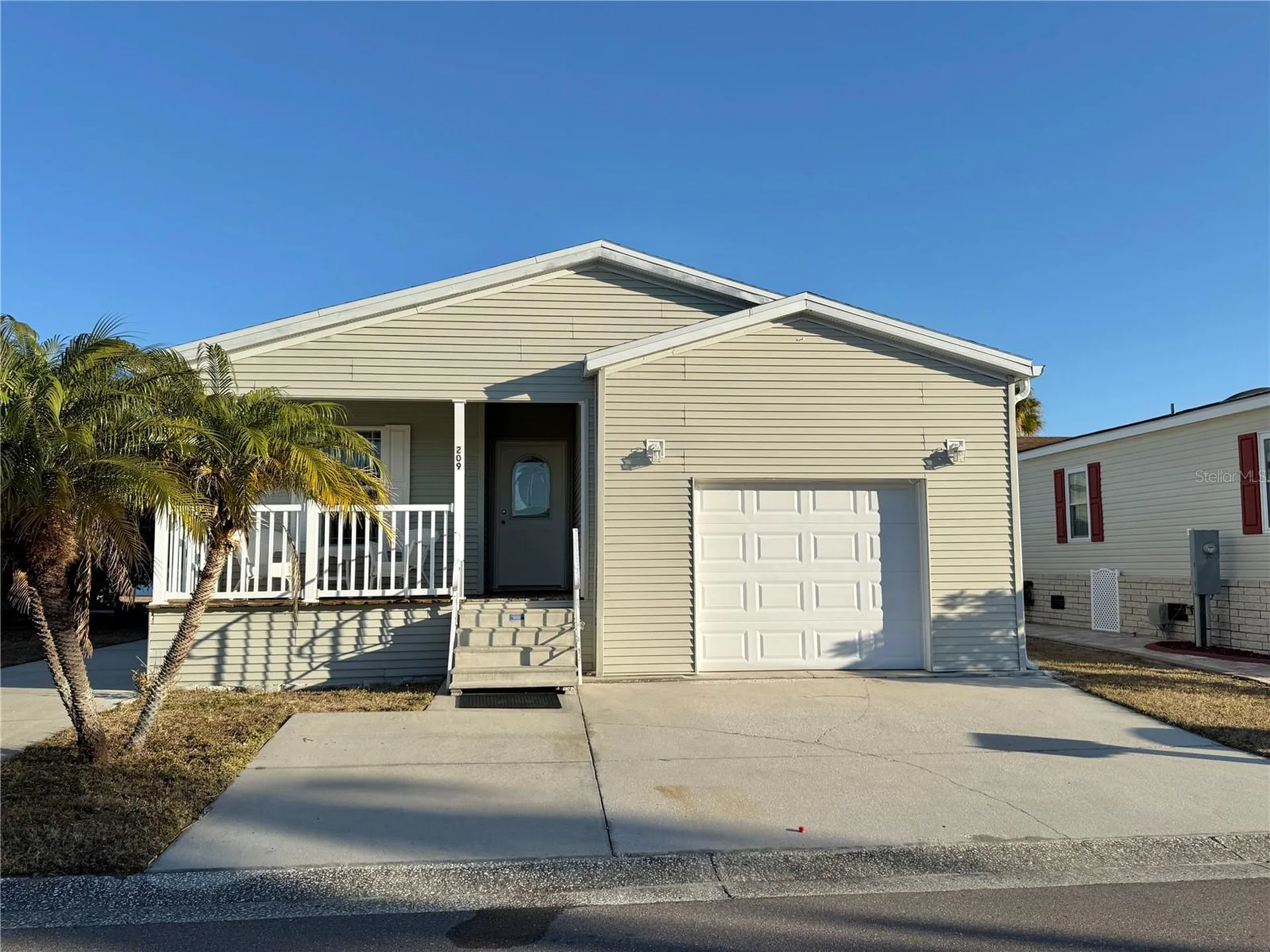 209 S Port Royal Lane Apollo Beach FL 33572