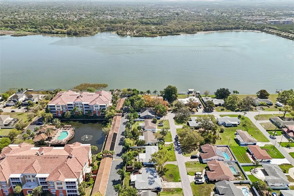 10569 Lake Vista Drive Seminole FL 33772