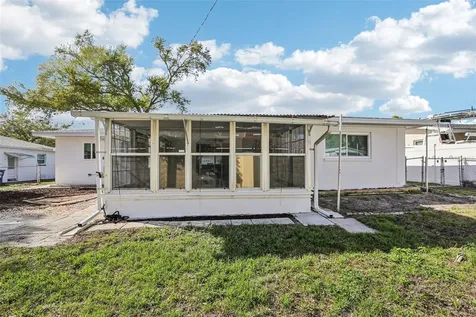 10569 Lake Vista Drive Seminole FL 33772