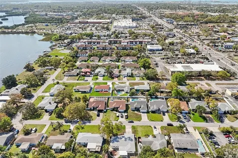 10569 Lake Vista Drive Seminole FL 33772