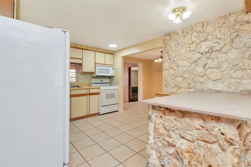 8350 94th Avenue Seminole FL 33777