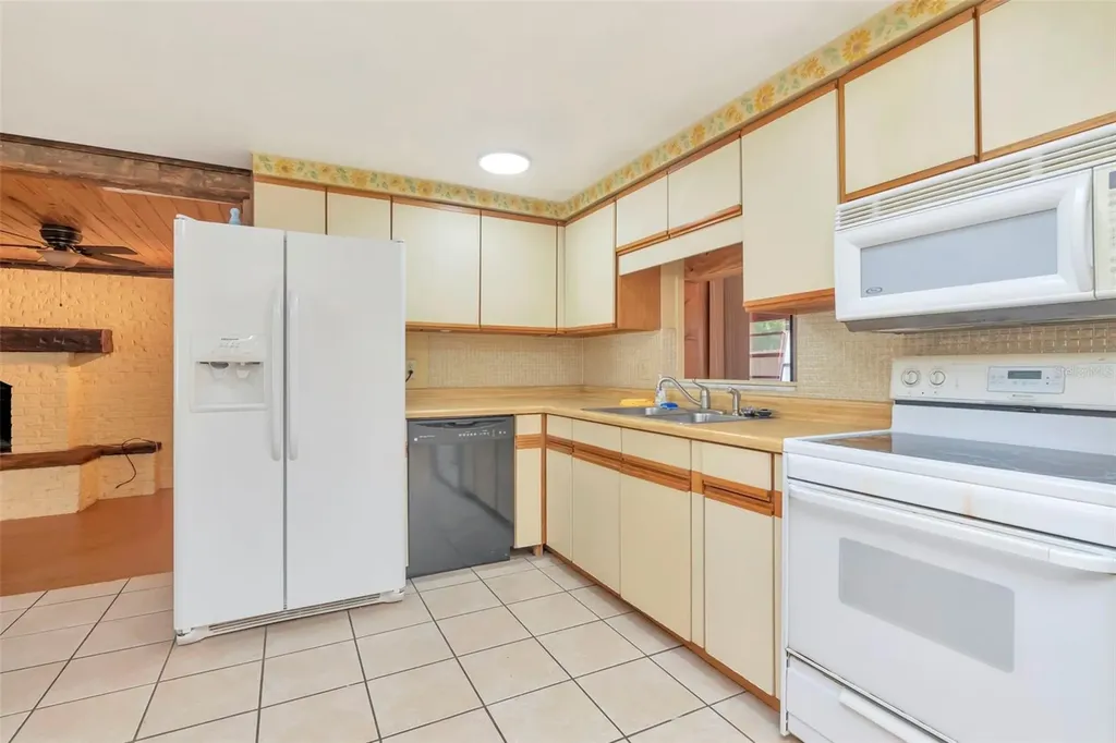 8350 94th Avenue Seminole FL 33777