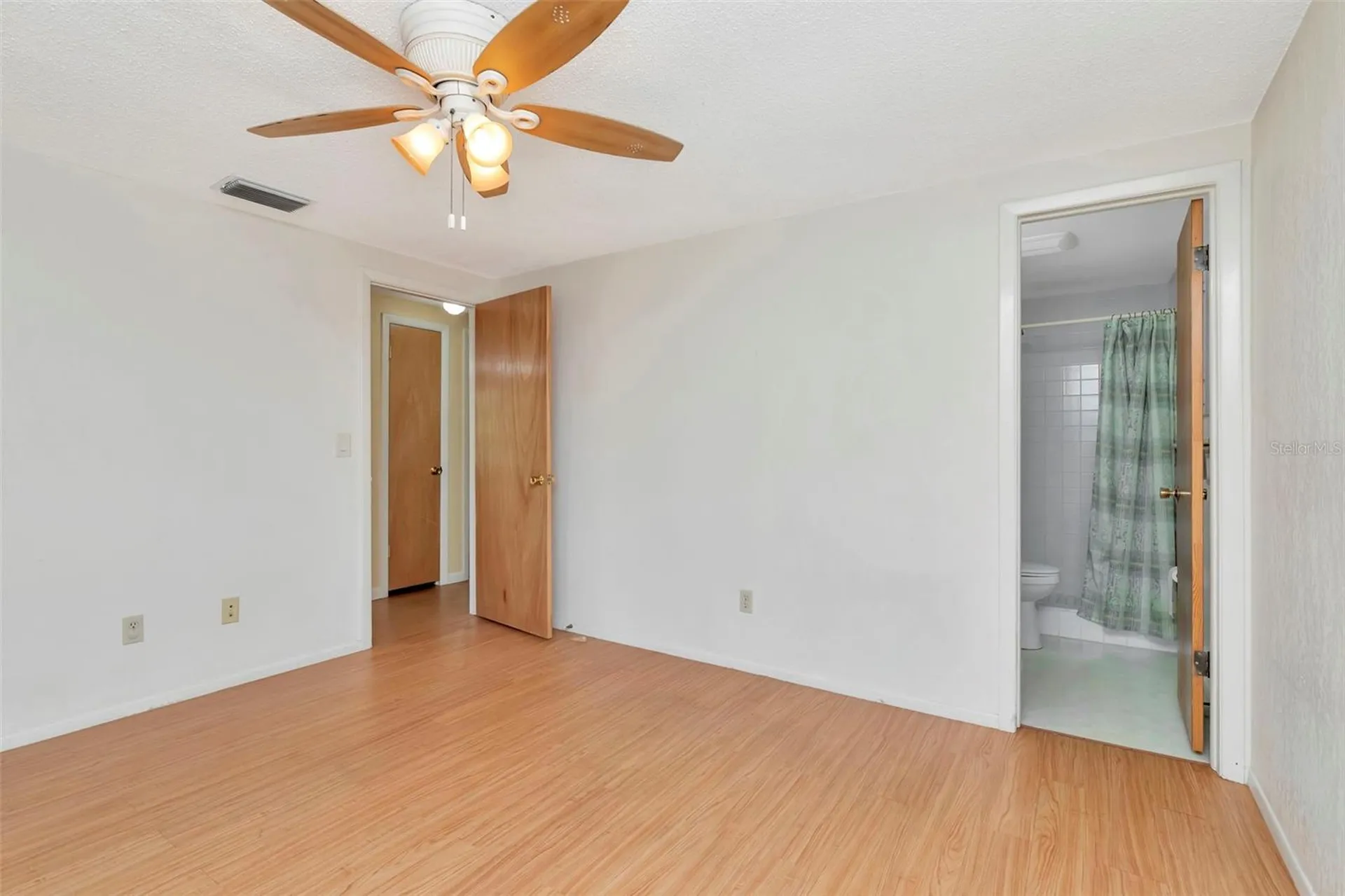 8350 94th Avenue Seminole FL 33777