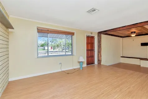 8350 94th Avenue Seminole FL 33777
