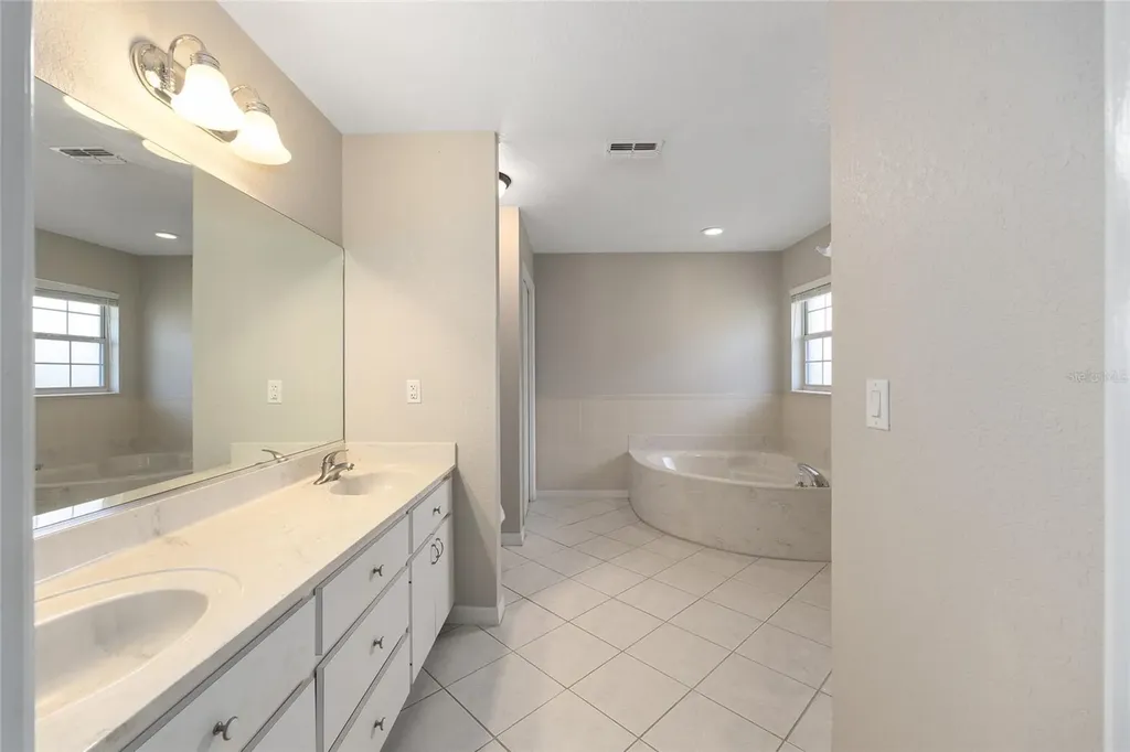 10521 SW 54th Court Ocala FL 34476