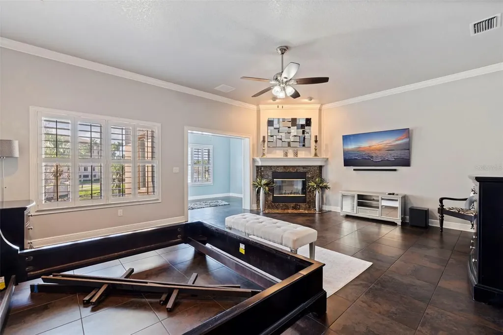 618 Saxony Boulevard St Petersburg FL 33716