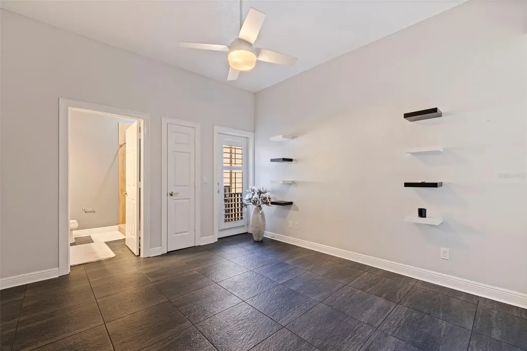 618 Saxony Boulevard St Petersburg FL 33716