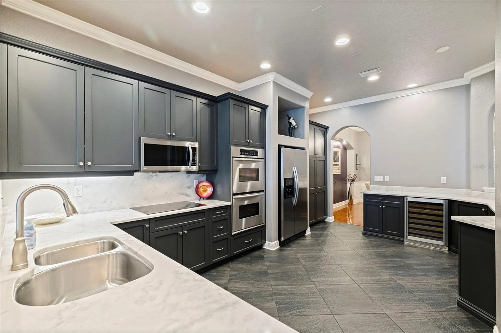 618 Saxony Boulevard St Petersburg FL 33716