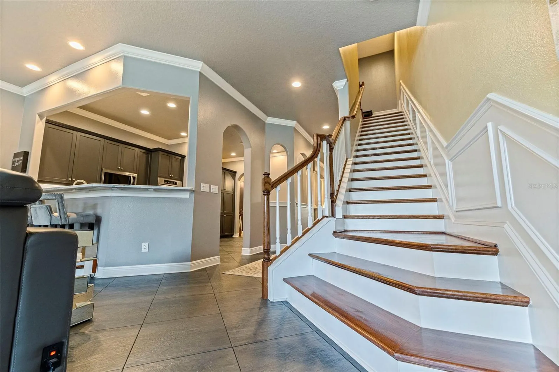 618 Saxony Boulevard St Petersburg FL 33716