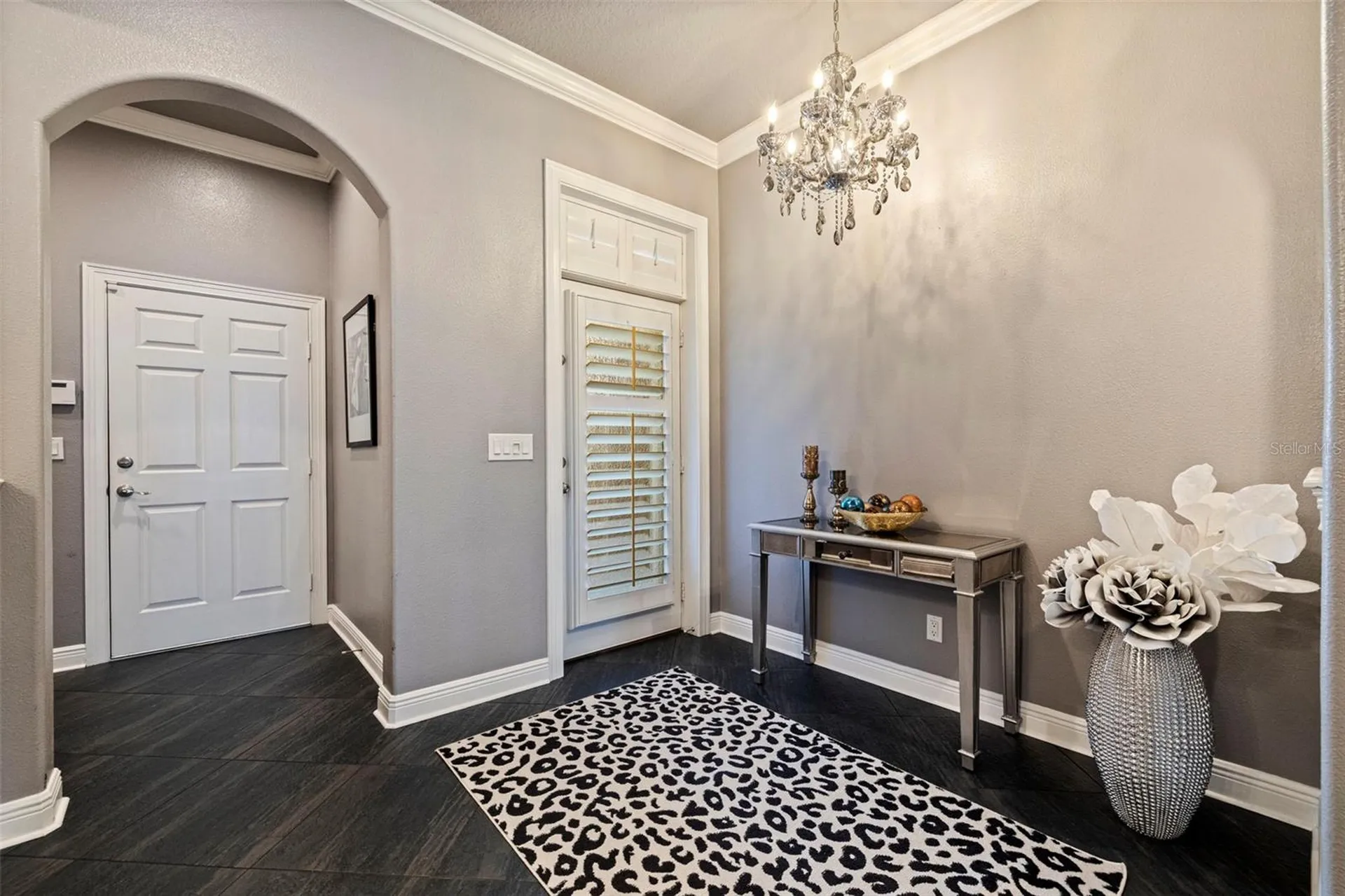 618 Saxony Boulevard St Petersburg FL 33716