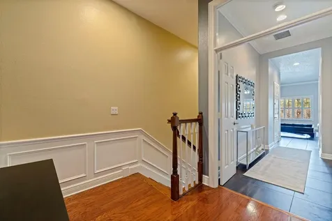 618 Saxony Boulevard St Petersburg FL 33716