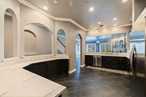 618 Saxony Boulevard St Petersburg FL 33716