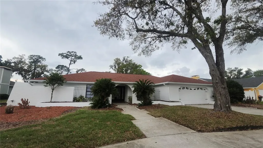 2001 Country Club Court Plant City FL 33566