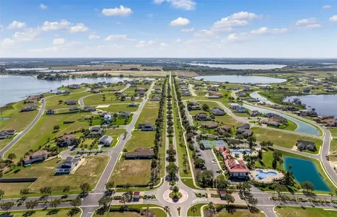 539 Waterfern Trail Drive Auburndale FL 33823