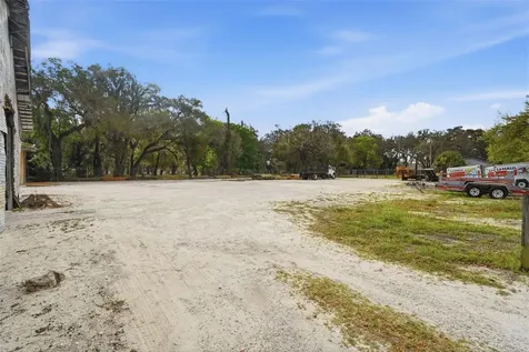 210 5th Street Apopka FL 32703