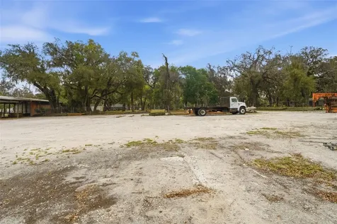 210 5th Street Apopka FL 32703