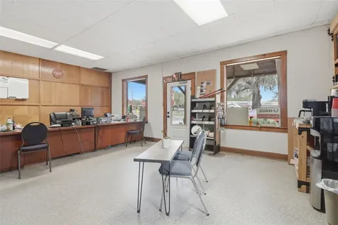 210 5th Street Apopka FL 32703