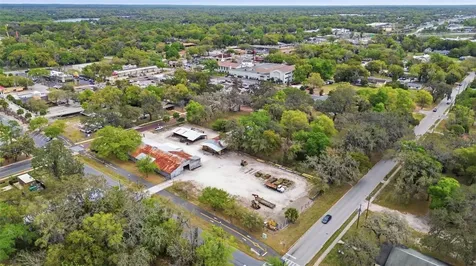 210 5th Street Apopka FL 32703