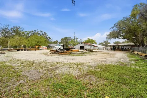 210 5th Street Apopka FL 32703
