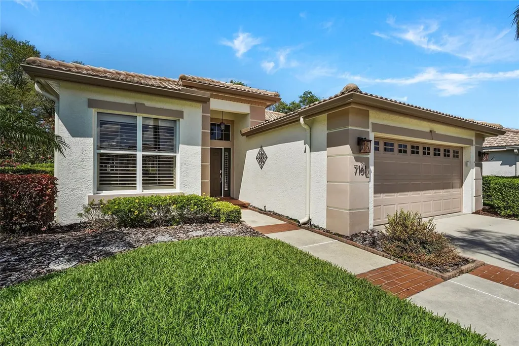 7161 Drewrys Bluff Bradenton FL 34203