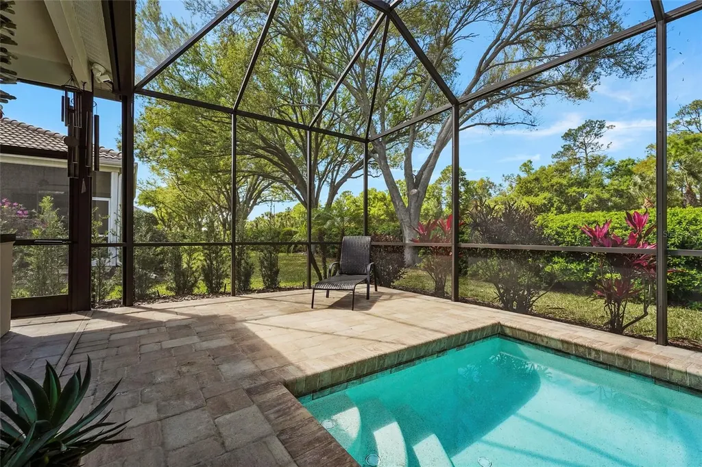 7161 Drewrys Bluff Bradenton FL 34203