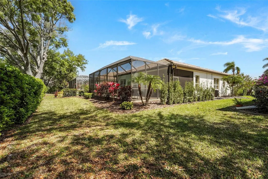 7161 Drewrys Bluff Bradenton FL 34203