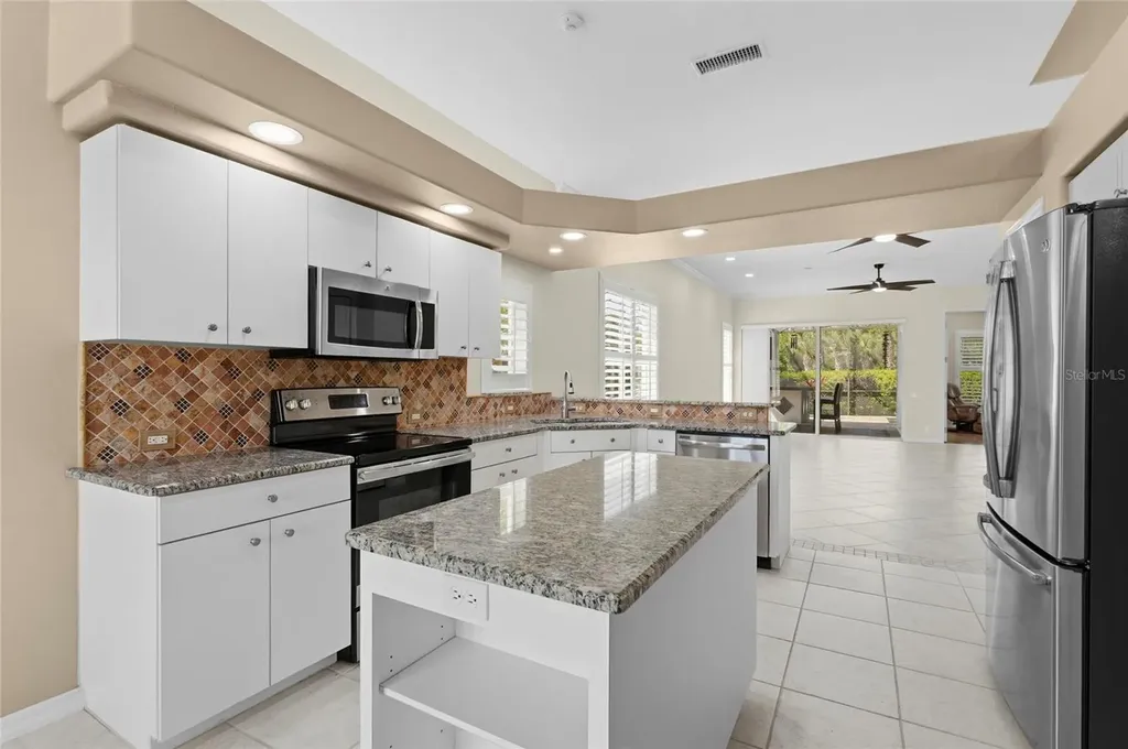 7161 Drewrys Bluff Bradenton FL 34203
