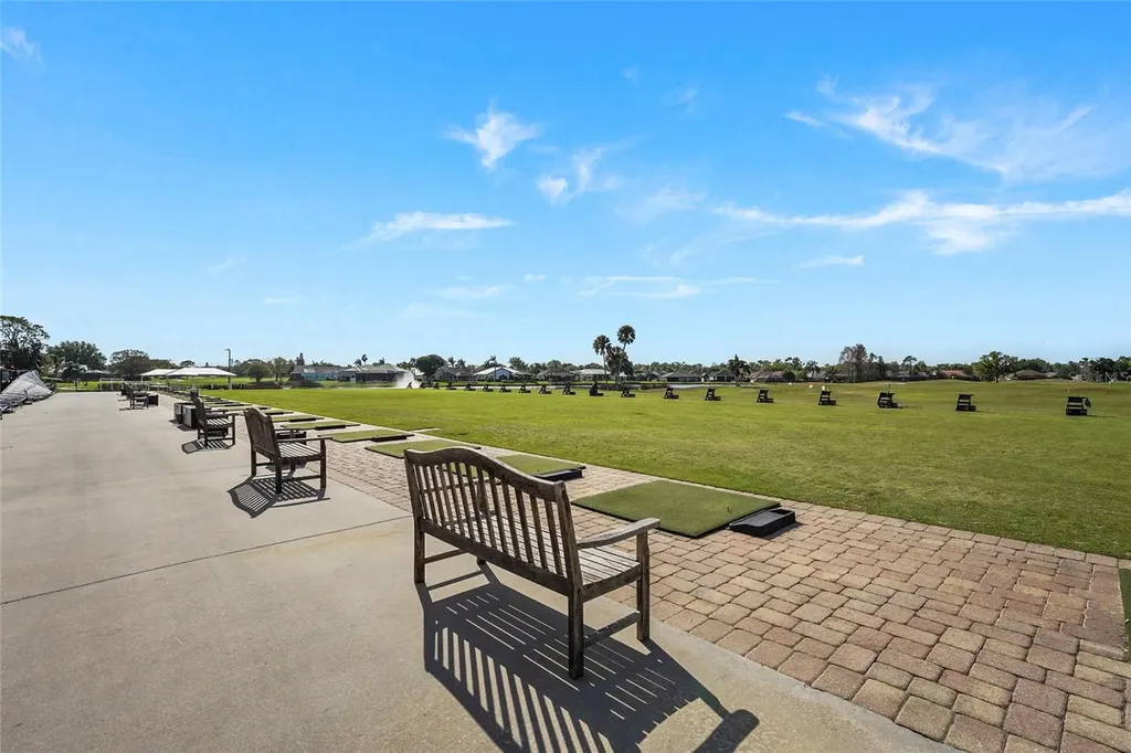 7161 Drewrys Bluff Bradenton FL 34203
