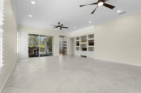 7161 Drewrys Bluff Bradenton FL 34203