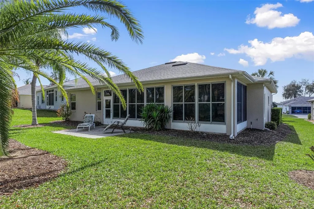 5380 Charleston Avenue Tavares FL 32778