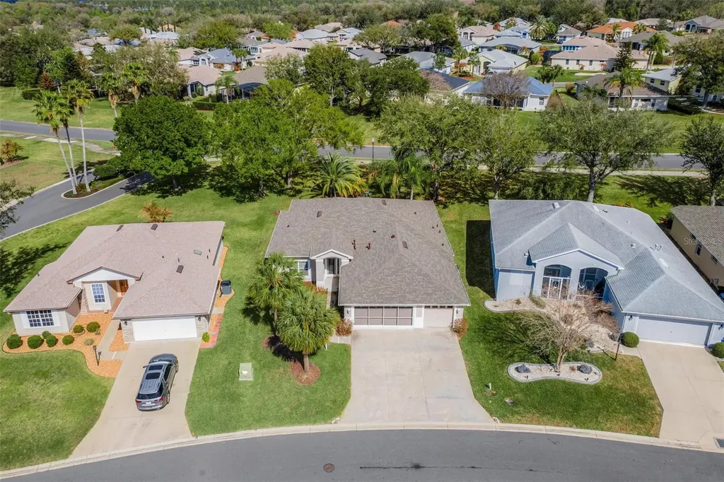 5380 Charleston Avenue Tavares FL 32778