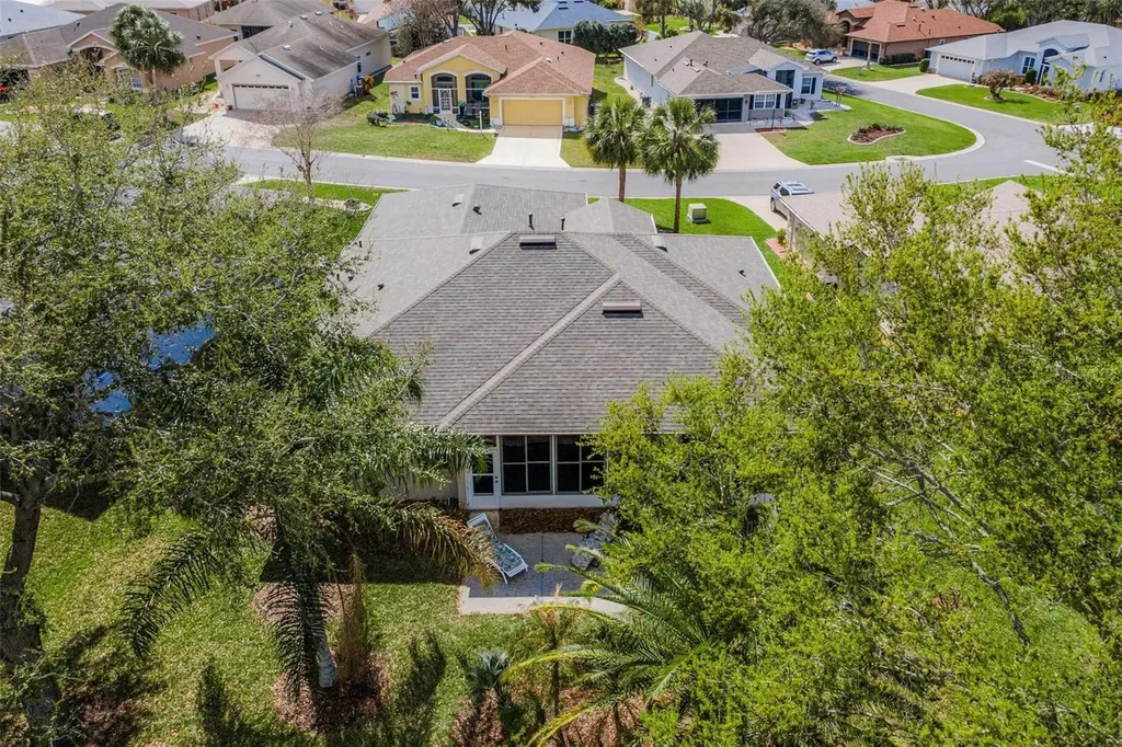 5380 Charleston Avenue Tavares FL 32778