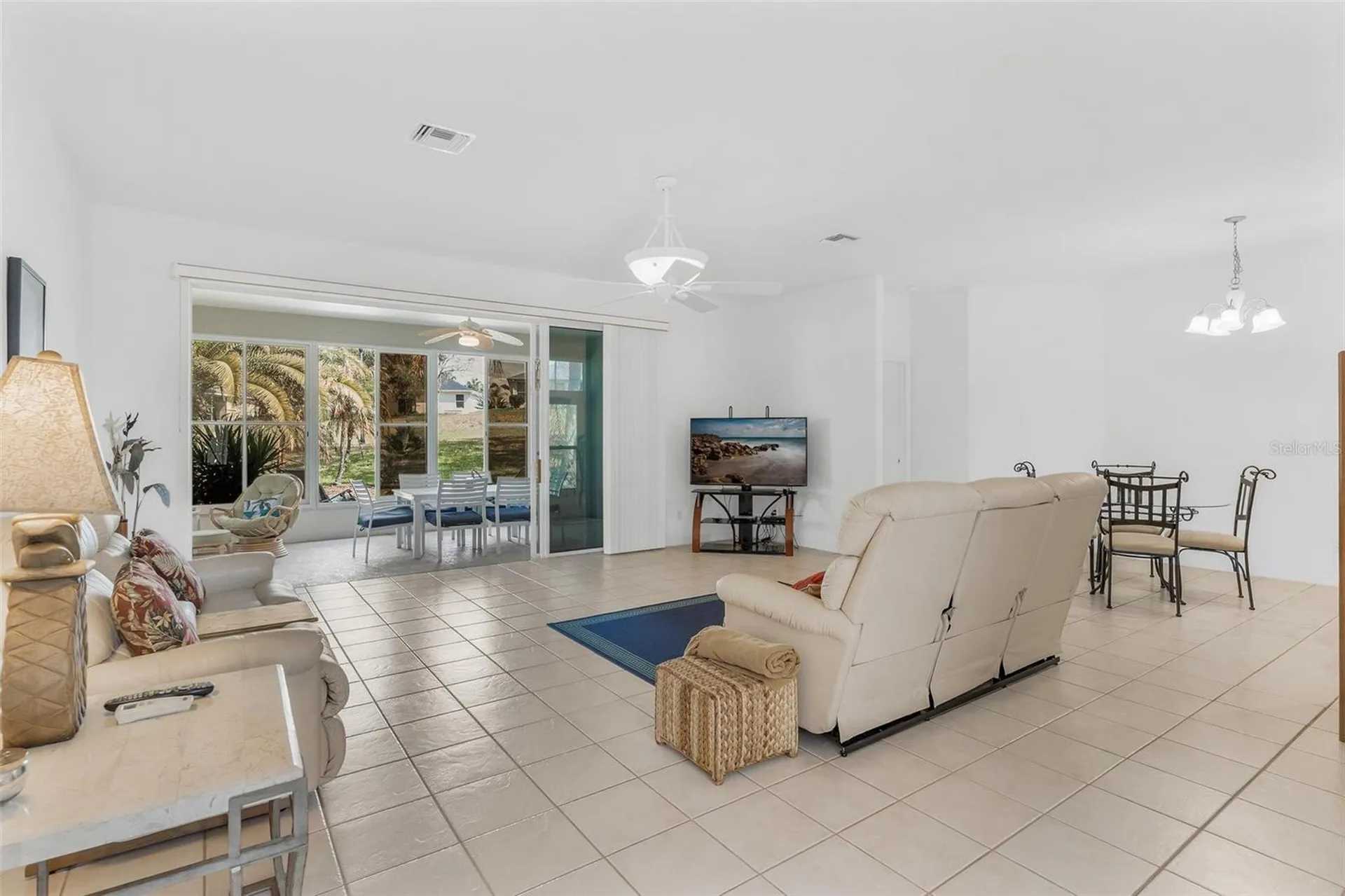 5380 Charleston Avenue Tavares FL 32778