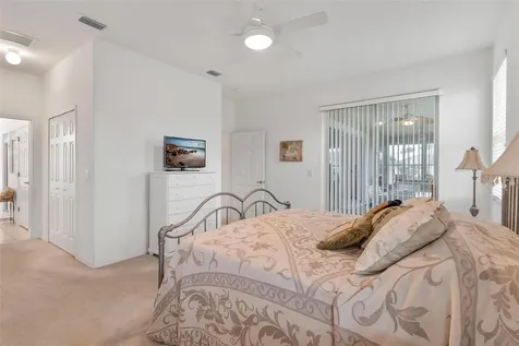 5380 Charleston Avenue Tavares FL 32778