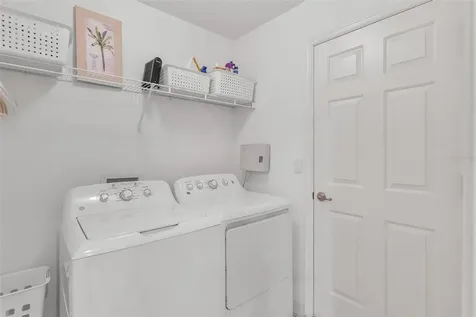 5380 Charleston Avenue Tavares FL 32778